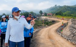 Semarak HUT ke-81 RI: Menyusuri Jalur Baru 16 Km Rongkong yang Membelah Persawahan Asri