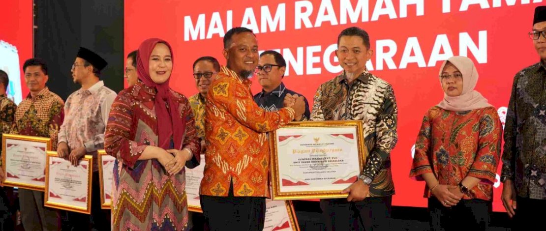 PLN Sulselrabar Raih Penghargaan Pemprov Sulsel atas Dukungan Program Mudik Gratis