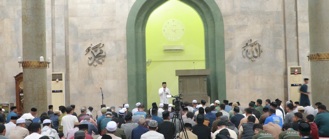 Muktamar V Wahdah Islamiyah yang digelar di Masjid Agung Al-Mabrur, Asrama Haji Pondok Gede, Jakarta, Kamis, 20 Agustus 2026, membawa pesan kuat tentang pentingnya persatuan keummatan. 