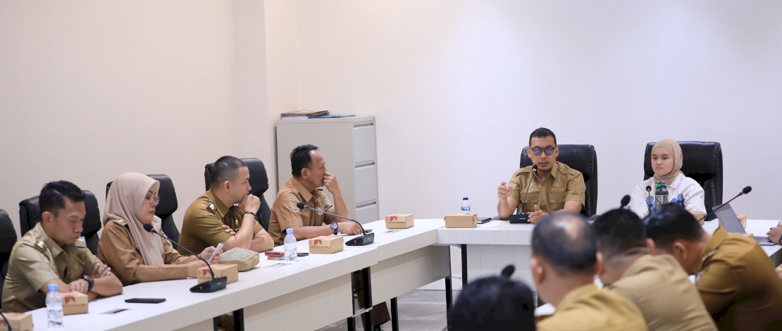 Pemkot Makassar Atur Jam Buang Sampah, Camat-Lurah Diminta Perketat Pengawasan