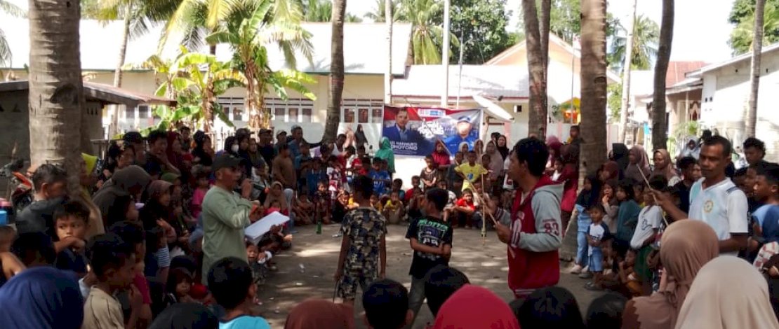 Menyambut HUT ke-25 Partai Demokrat, DPC Kepulauan Selayar menggelar sejumlah Lomba Rakyat. Kegiatan ini juga dirangkaikan dengan peringatan HUT Kemerdekaan RI ke-81.
