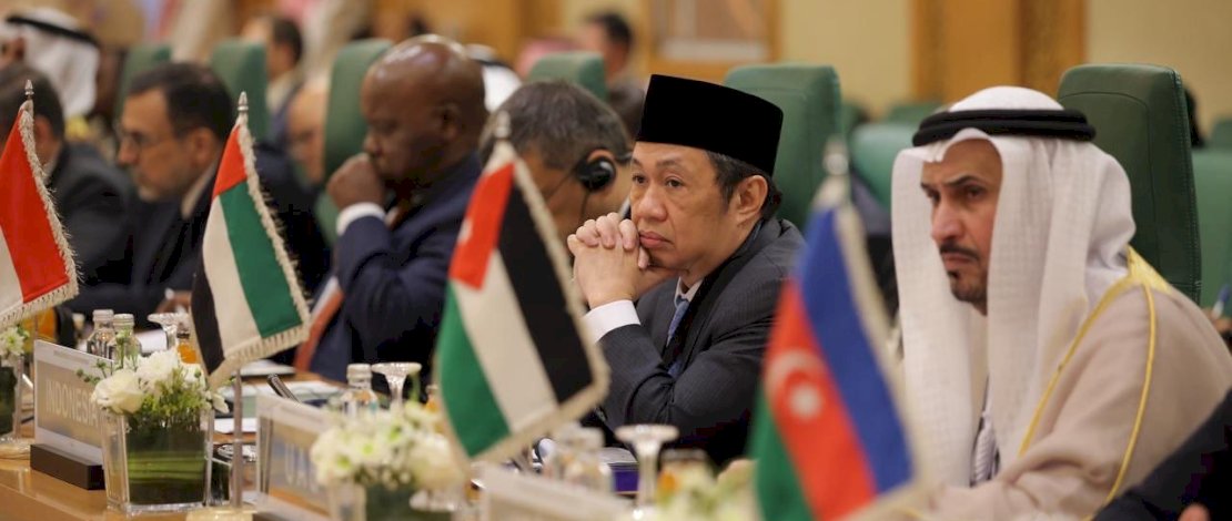 Wakil Menteri Luar Negeri (Wamenlu) RI, Muhammad Anis Matta, mewakili Pemerintah Indonesia (RI) dalam Konferensi Tingkat Menteri (KTM) Luar Biasa Organisasi Kerja Sama Islam (OKI) di Jeddah, Arab Saudi, Kamis (27/8/2026)
