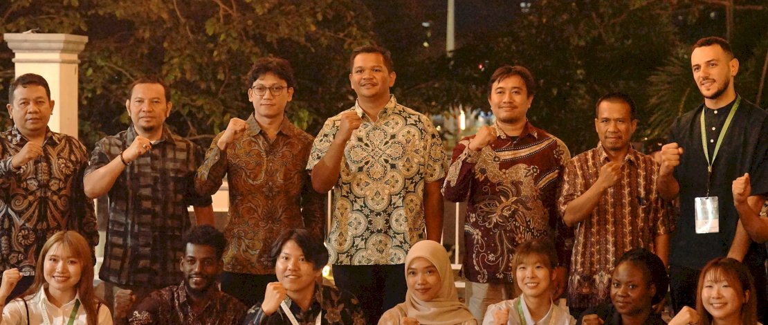 Bupati Bantaeng, Muh. Fathul Fauzy Nurdin, menghadiri Welcome Dinner bersama Tim Summer Program Universitas Hasanuddin (UNHAS) dan Kanazawa University, Jepang, sebagai bagian dari rangkaian Program Musim Panas UNHAS&ndash;KU 2026.