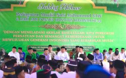Hadiri Milad Ponpes Uswatun Hasanah, Bupati Luwu Timur Ajak Sukseskan Pejuang Subuh hingga Beri Kado Spesial