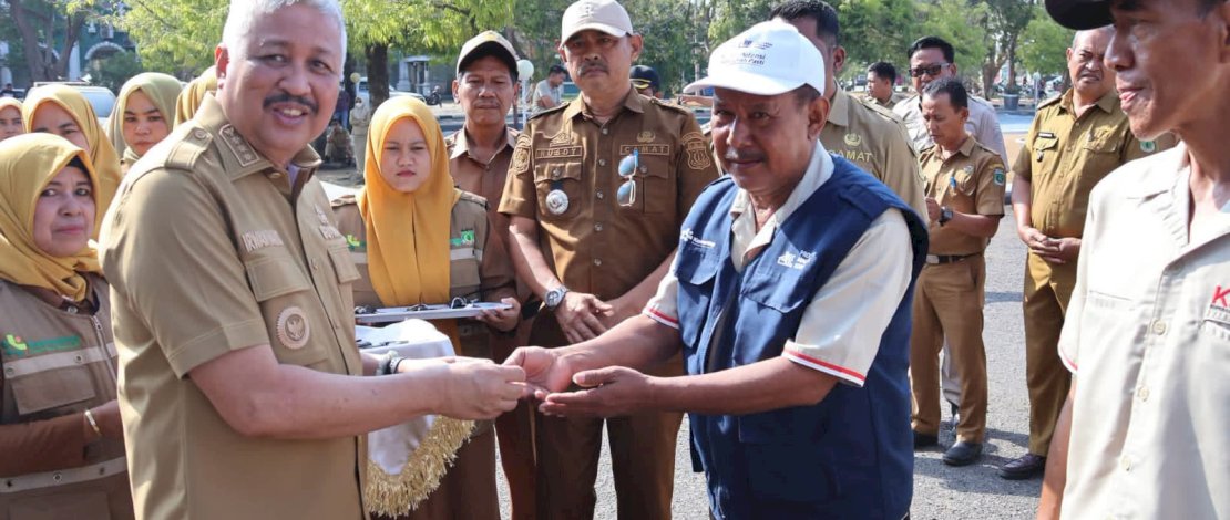 Pemkab Pinrang Serahkan 38 Kendaraan Operasional untuk Koperasi Desa-Kelurahan Merah Putih