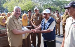 Pemkab Pinrang Serahkan 38 Kendaraan Operasional untuk Koperasi Desa-Kelurahan Merah Putih