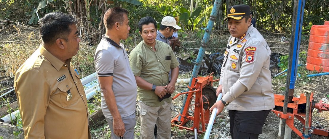 Kapolres Selayar, AKBP Didid Imawan, meninjau pembangunan sumur bor di Kecamatan Bontomatene, Selasa, 15 September 2026.