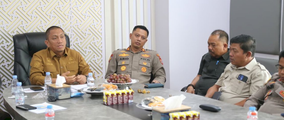 Pemerintah Kabupaten Luwu Timur menggelar rapat koordinasi dengan para pemilik Stasiun Pengisian Bahan Bakar Umum (SPBU) se-Kabupaten Luwu Timur, Selasa, 15 September 2026.