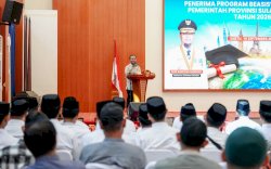 Lepas 28 Penerima Beasiswa Luar Negeri, Andi Sudirman Harap Kembali Mengabdi di Sulsel