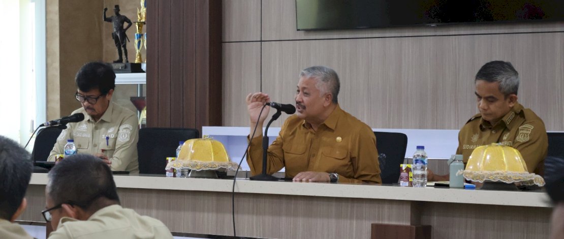 Pemkab Pinrang Perkuat Posko Kecamatan, Antisipasi Krisis Air, Antrean BBM hingga Kelangkaan LPG