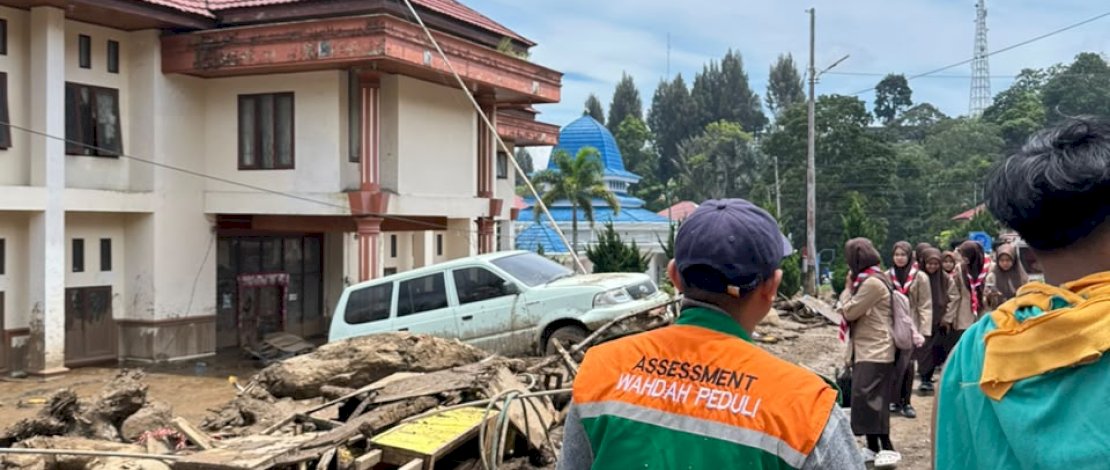 Dampak bencana banjir bandang dan galodo yang menerjang wilayah Kabupaten Solok, Sumatera Barat, memperlihatkan kondisi yang sangat memprihatinkan.