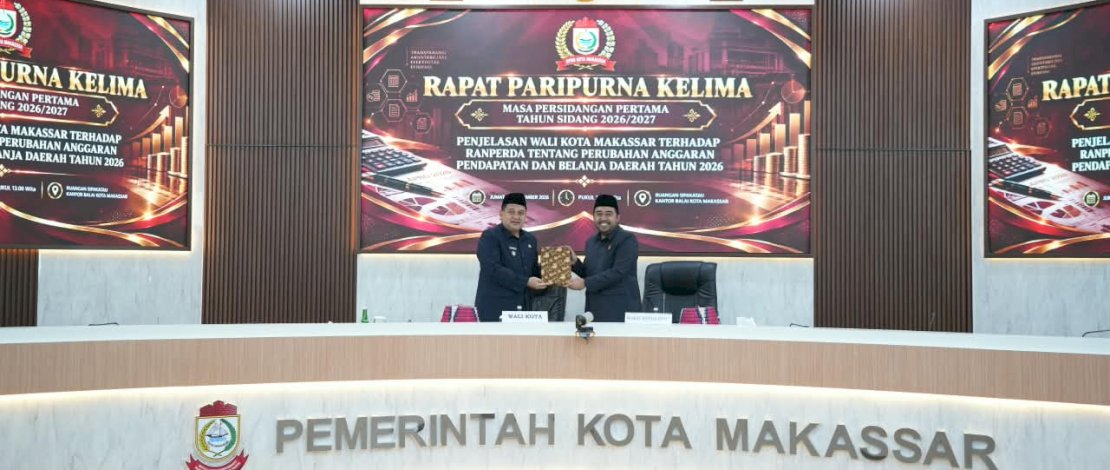 Wali Kota Makassar, Munafri Arifuddin dalam rapat paripurna yang berlangsung di Ruang Sipakatau Lantai 2 Kantor Wali Kota Makassar, Jumat (25/9/2026).