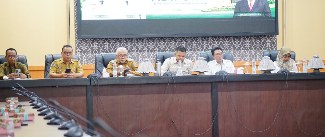 Sosialisasi Adipura Tingkat Kabupaten Bantaeng Tahun 2026, di Ruang Pola Kantor Bupati Bantaeng, Selasa, 29 September 2026.
