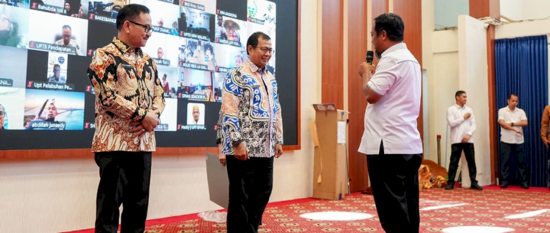 Gubernur Sulsel Apresiasi Pengabdian Sekda Jufri Rahman dan Iqbal Suaeb, Siapkan Kembali sebagai Tim Ahli