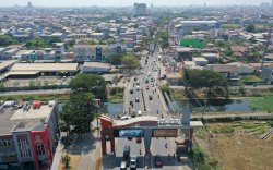 Jalan Aroepala Makassar Sepanjang 800 Meter Diaspal Lapis Kedua Usai Drainase Rampung