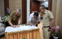Pemkab Pinrang dan PT Pos Indonesia Jalin Kerja Sama Tingkatkan Pelayanan Publik