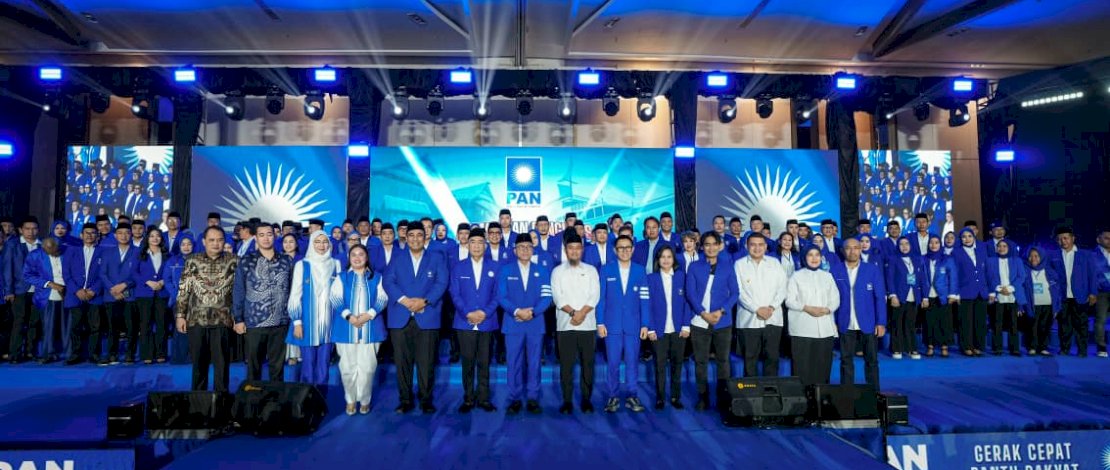 Hadiri Pelantikan Pengurus PAN se-Sulsel, Andi Sudirman Apresiasi Dukungan Fraksi PAN Kawal MYP Pemprov