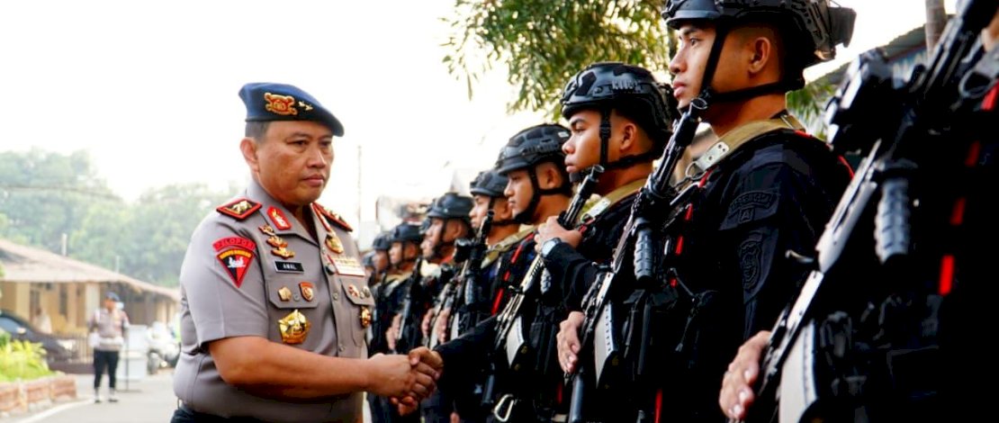Kapolda Sulsel Pasang Target untuk Brimob: Siaga di Garis Depan, Solid di Dalam