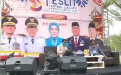 Bedah Buku BupAAS: Jalan Pengabdian, Festival Literasi Bone Angkat Nilai Kepemimpinan