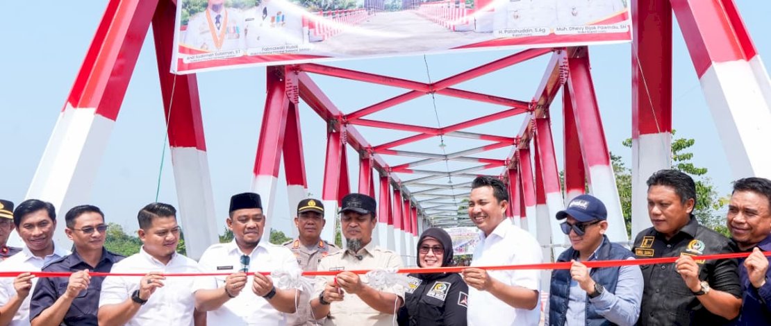 Penantian 20 Tahun Warga Luwu dan Luwu Utara Berakhir, Jembatan Salujambu Andalan Diresmikan Gubernur Sulsel
