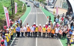 Gubernur Andi Sudirman Resmikan Jalan Paleteang&ndash;Malimpung&ndash;Kabere, Hubungkan Empat Kabupaten dan Layani Sekitar 800 Ribu Warga