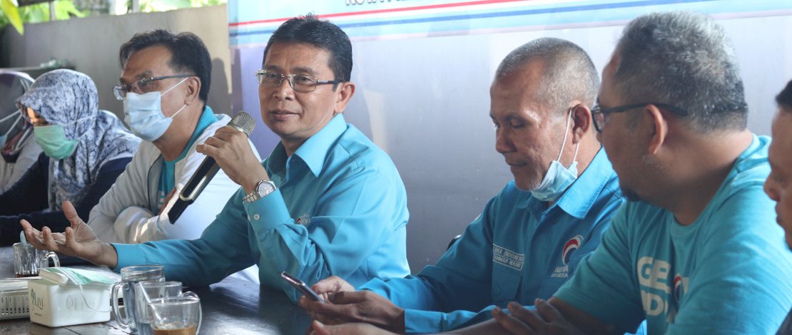 Ketua DPW Partai Gelora Sumut, Heriansyah (kedua dari kiri).