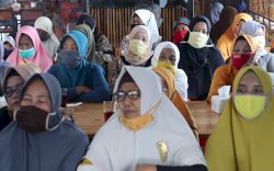 Jamaah Perwiritan Medan Johor: InsyaAllah Bobby-Aulia Menang