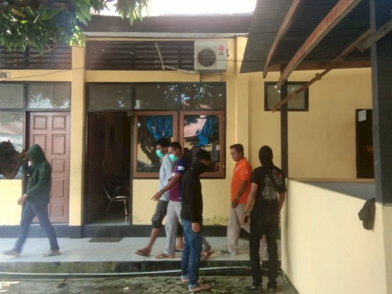 Densus 88 Amankan Empat Pria di Muna, Diduga Jaringan Teroris