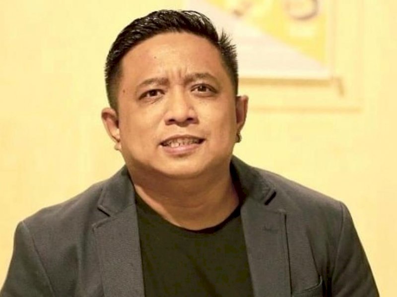 Adhy Basto Sebut DILAN Pemimpin Sombere', Mudah Diajak Nongkrong