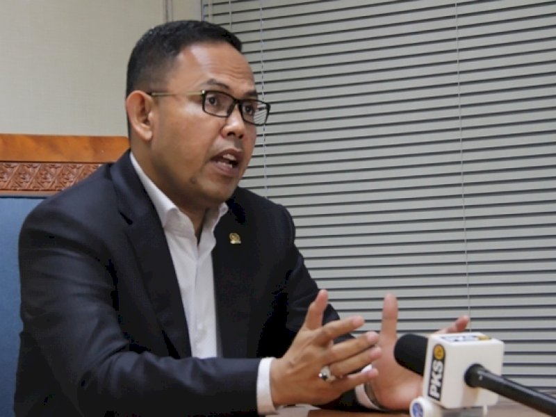 Masyarakat di PHP, Anggota DPR Nilai Pemerintah Lebih Pentingkan Citra