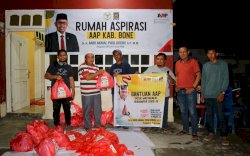 27 Kecamatan di Bone Dapat Bantuan  Sembako dari Andi Akmal Pasluddin