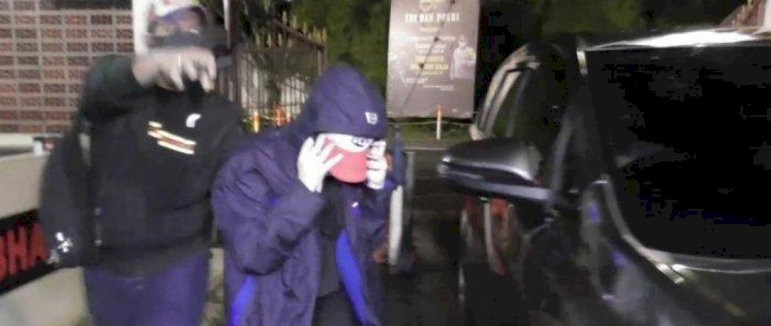 Artis berinisial HH saat ditangkap di hotel Medan.