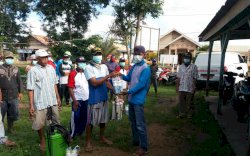 Lawan Corona, Kampung Anumbob Merauke Disemprot Disinfektan