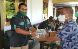  Anggota DPR RI Muhammad Fauzi Bagi Ribuan Masker ke Masyarakat