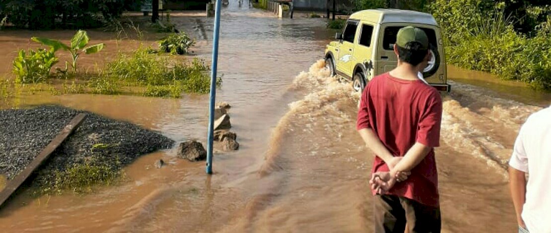 Banjir yang menggenangi Desa Aji Menah, Kecamatan Natar, Lampung Selatan.