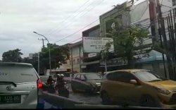 Hujan Semalaman, Ruas Pettarani Tergenang