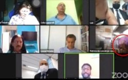 Lupa Matikan Kamera Zoom Saat Meeting, Seorang Staf Dewan Terekam Berhubungan Seks