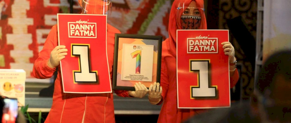 Danny-Fatma pada saat usai pengundian nomor urut.