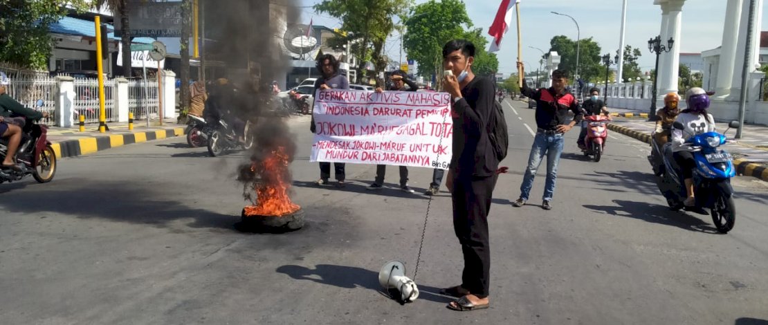 Aksi demo GAM di depan kantor Wali Kota Palopo.