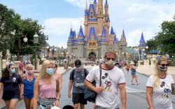 Dampak Covid-19, Raksasa Hiburan Disney Rugi Besar