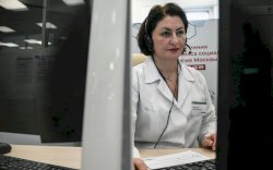 Dokter di Moskow Konsultasi Pasien Corona Lewat Video Call