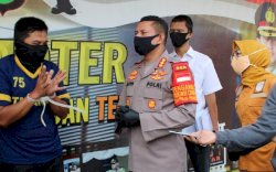 Ritual Mandi Kembang, Tiap Malam Jumat Dukun Cabul Raba-raba Wanita