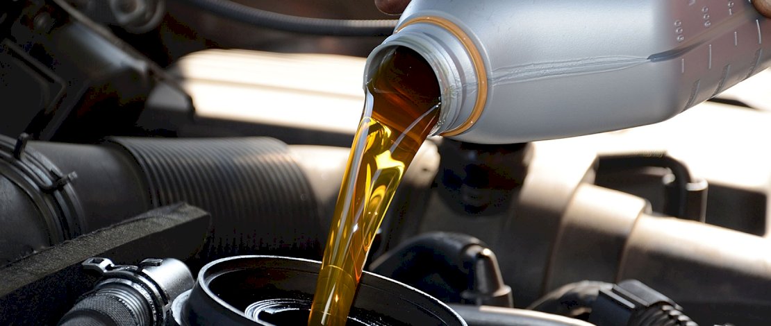 Ini Efek Buruk Sering Telat Ganti Oli Mesin