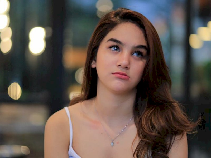 Selamat! Hana Hanifah Resmi Dilamar Sang Kekasih