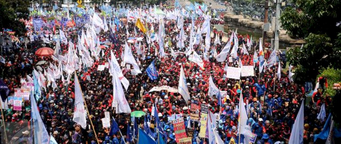 Demo buruh. Demo buruh.