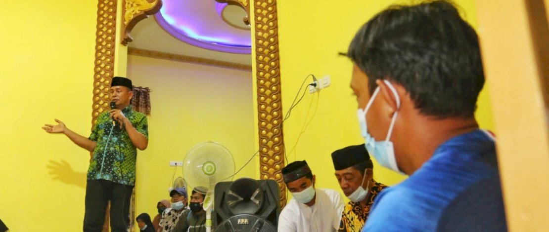 Havid S Fasha memaparkan program Tahfidz untuk mengatasi krisis air warga pesisir.