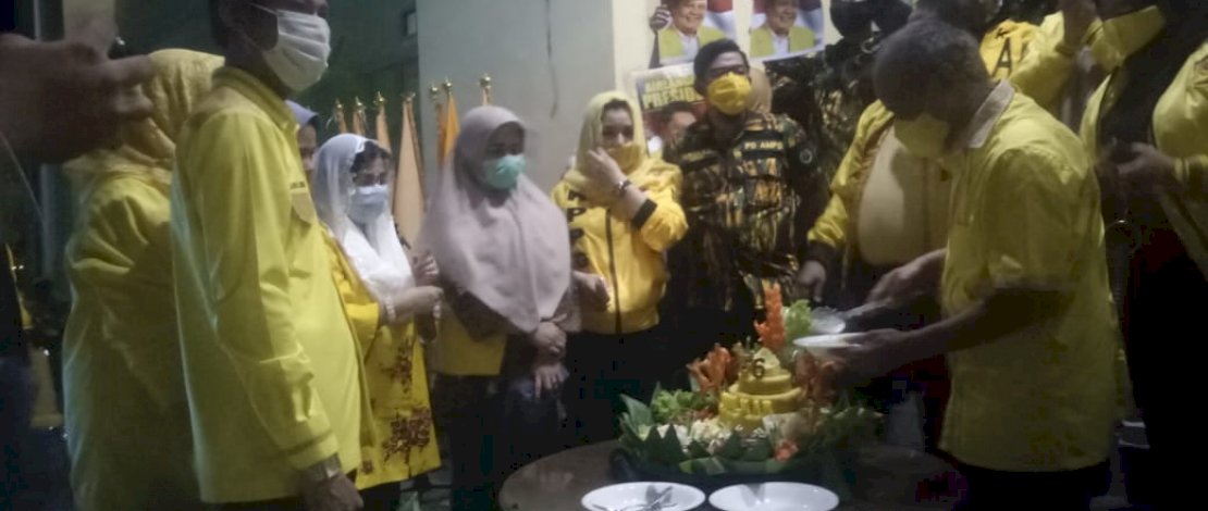 Kadir Halid di HUT Partai Golkar.