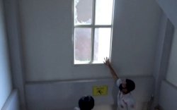 Posko Tenaga Medis Covid-19 di RS Sayang Bunda Makassar Dilempari