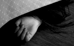 Dengar Bisikan Gaib "Selingkuh Istrimu", Pria Maros Hantamkan Lesung Cobek ke Kepala Istrinya