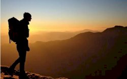 Demi Keselamatan, Pemula Wajib Tahu 4 Hal Ini Sebelum Mendaki Gunung! 